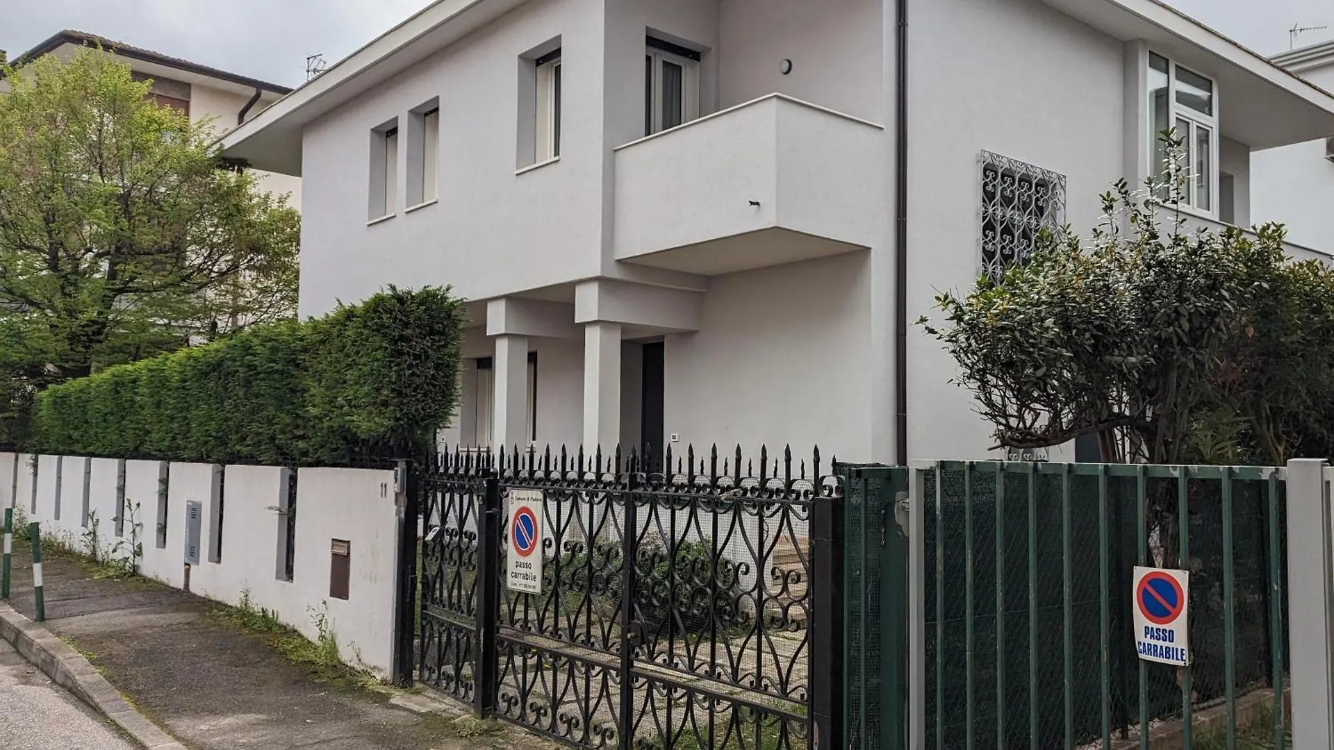 Spazioso Appartamento In Casa Singola Padova Con Giardino Italy